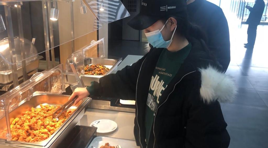 原创丨西安培华学院“波哥”狠抓严管“黑科技”守食品安全