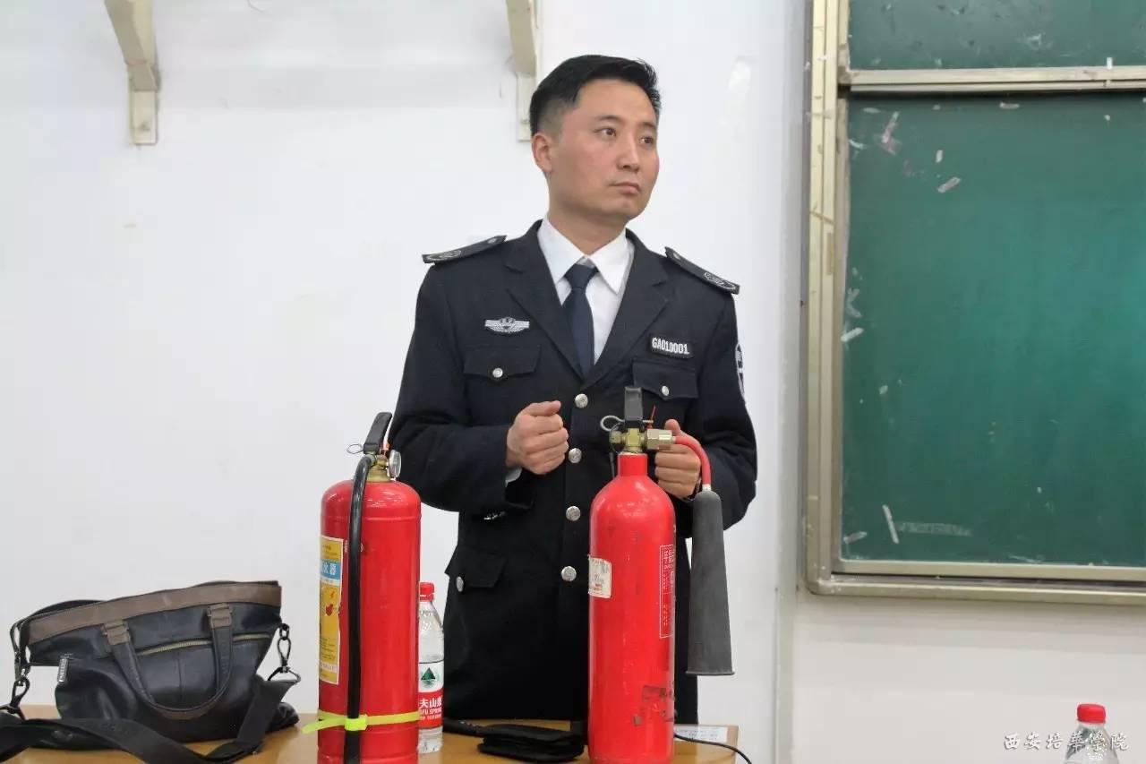 平安校园建设系列报道之人文学院篇:突击检查