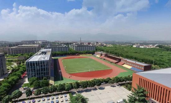 新浪陕西教育频道:培华那么美 邀你来看看-西安培华学院新闻网