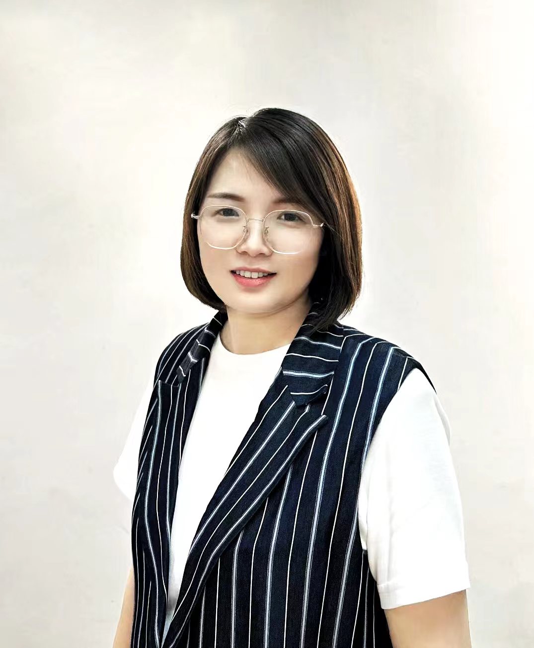 贾亚丽 讲师