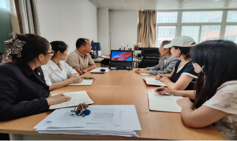 马克思主义学院教工第一党支部组织各党小组集体学习