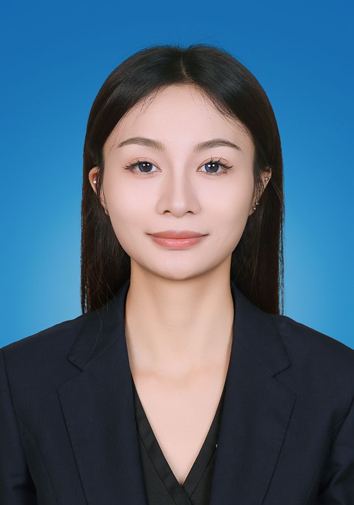 学生思政工作先锋岗 董可怡