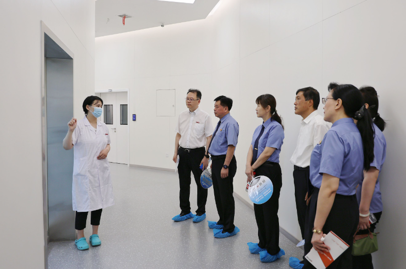 点击图片进入下一页