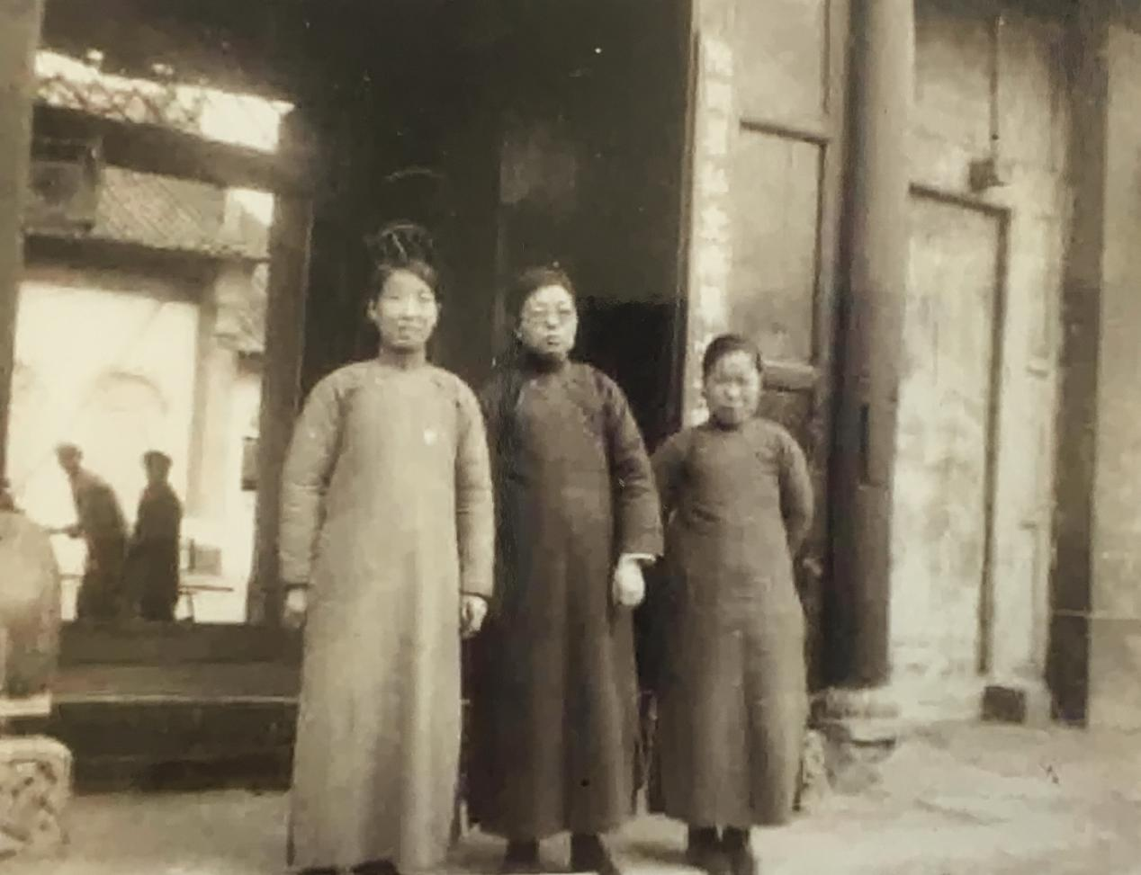 【总编访谈】西安培华学院理事长姜波:书写女性职业教育和民办高等教育的波澜史诗_fororder_图片4