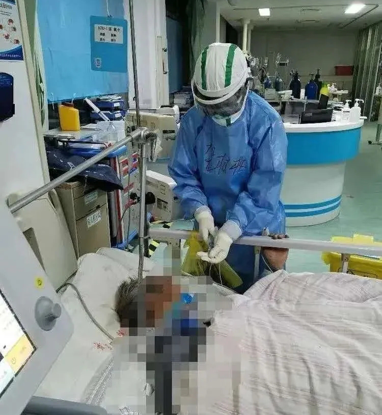 疫情之下,培华学院坚毅、向上的姑娘们