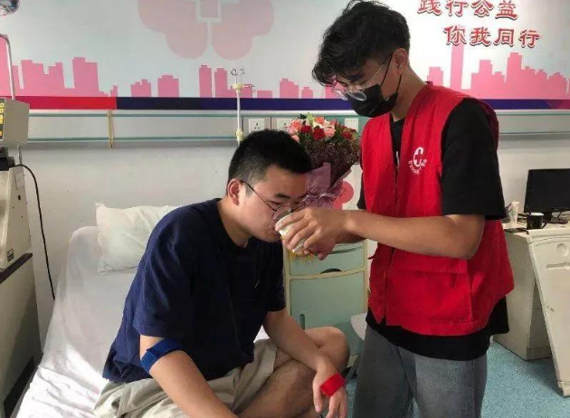 正在上传... 04cbfb4e508503d1d979f6fcb415cdea.png