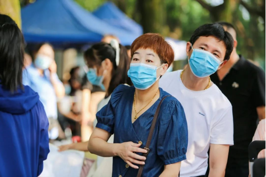 点击图片进入下一页