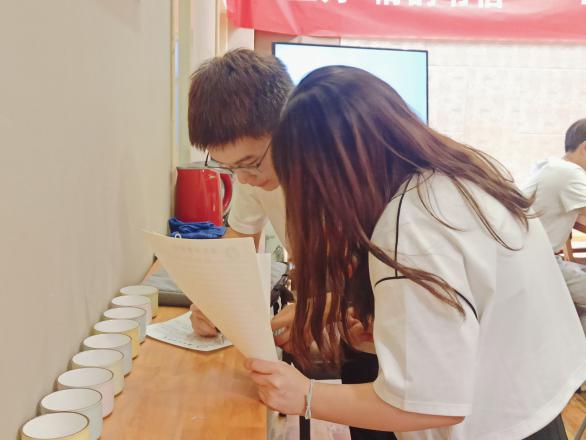 2739f8aa979f28b459e899b0f6faff8