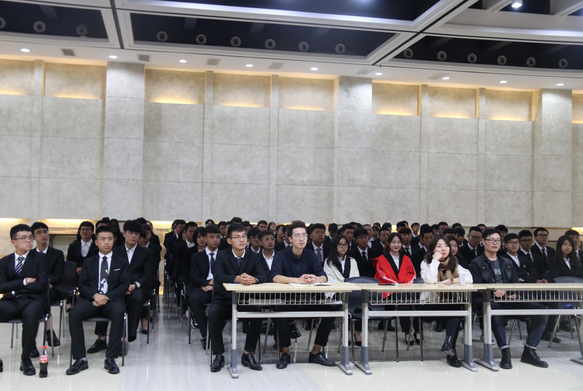 说明: http://www.peihua.edu.cn/__local/A/97/39/E4D9E6A02A37EE3A5745BD2FF78_1FEF581C_195DED.jpg?e=.jpg